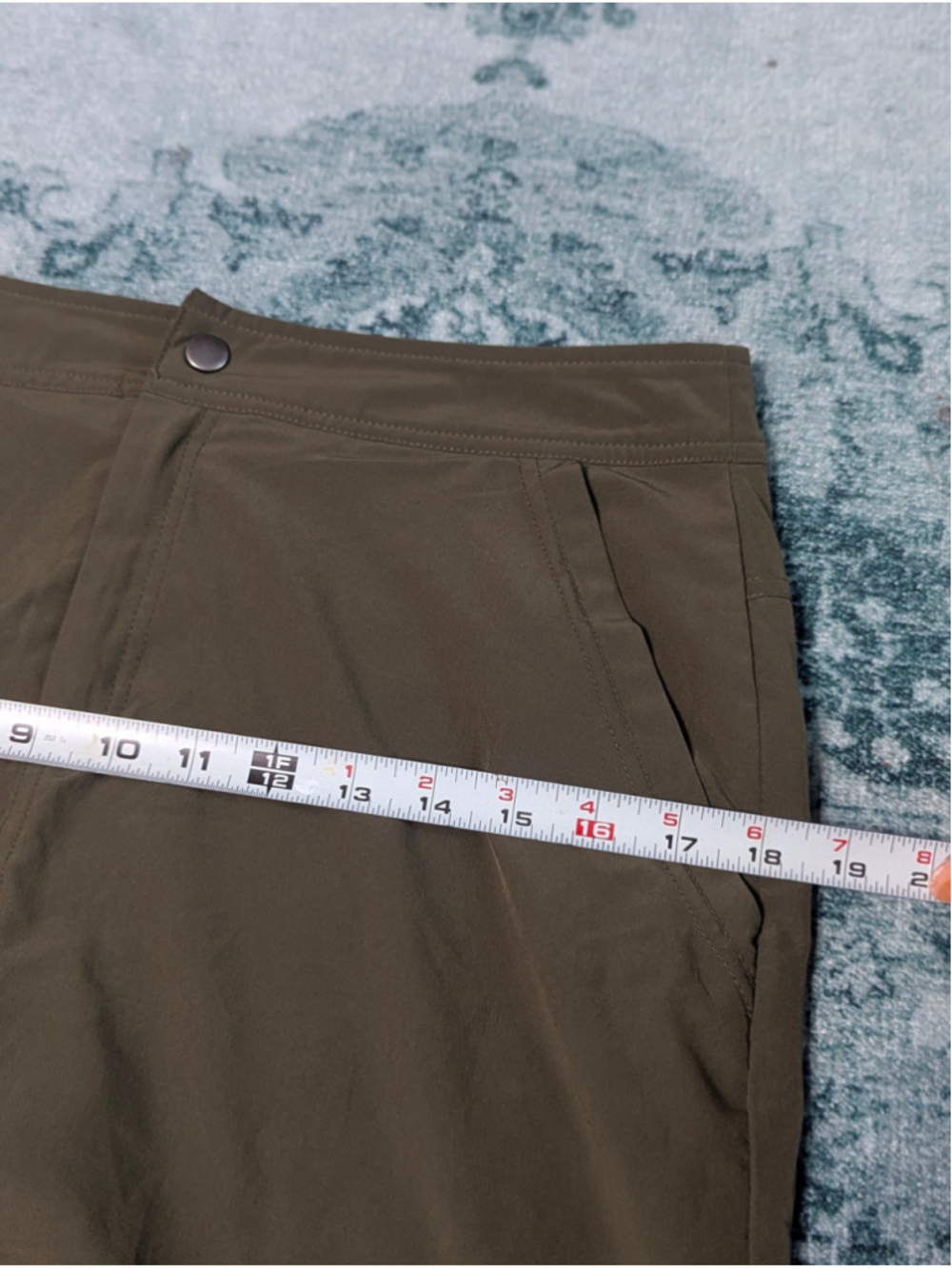 Mountain & Isles Olive Green Woven Hiking Utility Skort - Women's Medium - Picture 14 of 15